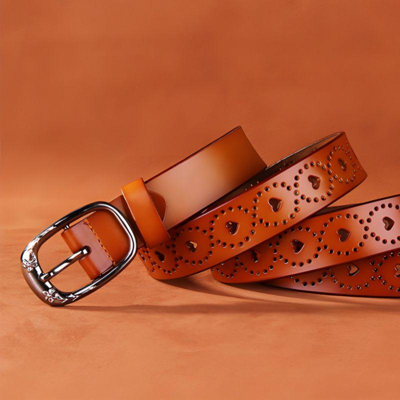 Ceinture en cuir ajouré pour femme motifs coeurs et boucle fleurs, modèle Talma