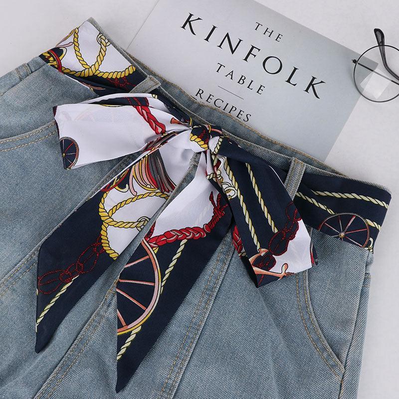 Ceinture foulard en soie avec motif calèche, modèle Diana - La Boutique de la Ceinture