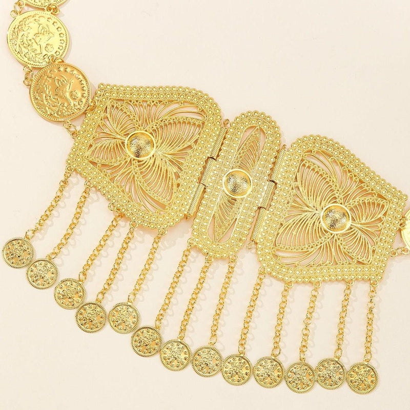 Ceinture marocaine dorée avec pendentifs et représentation de pièces de monnaie, modèle Rhozali