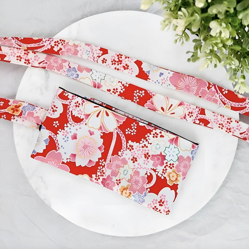 Ceinture Obi rouge à motifs fleurs japonaises, modèle Noya