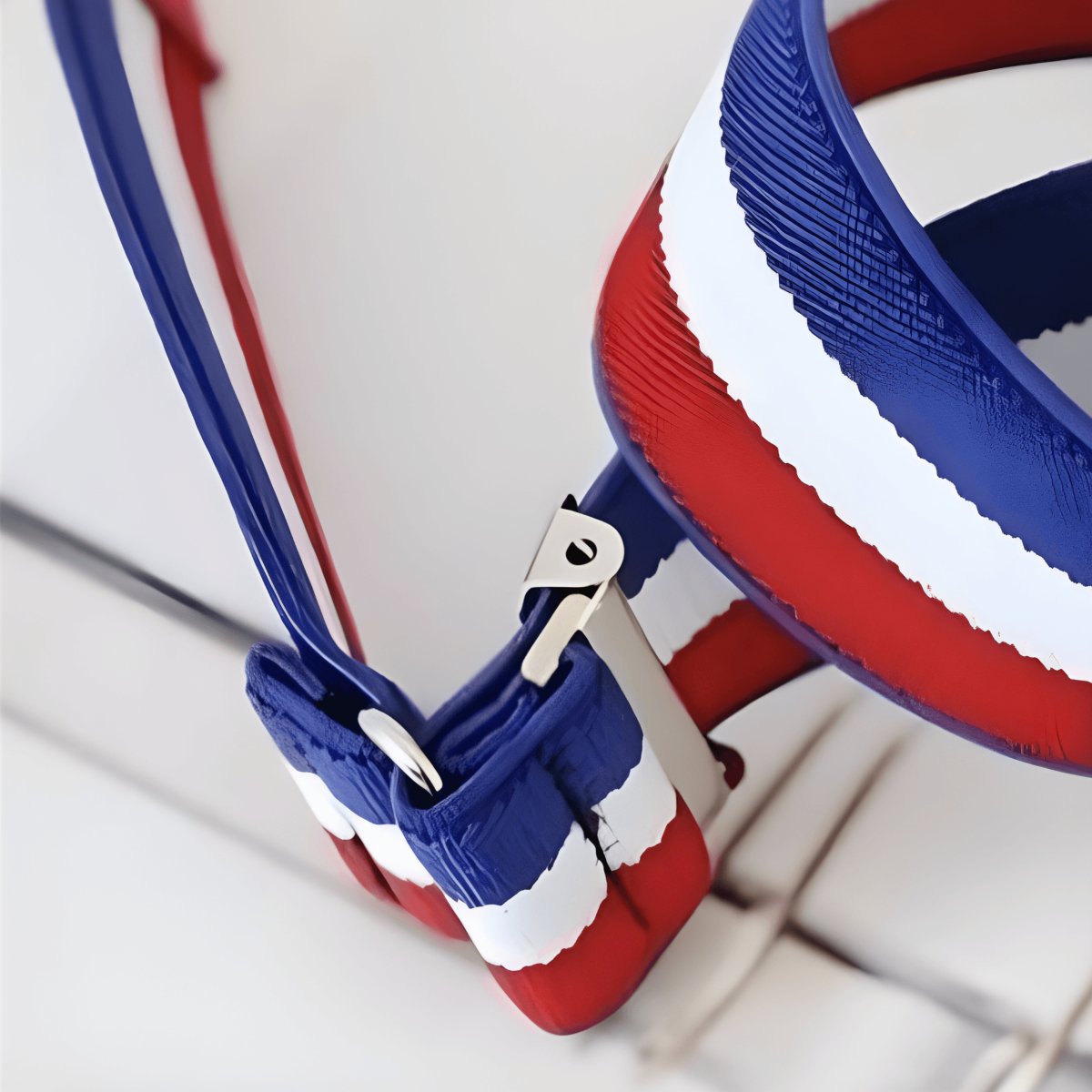 Ceinture Sans Boucle élastique Bleue Blanc Rouge, modèle Takagi - La Boutique de la Ceinture