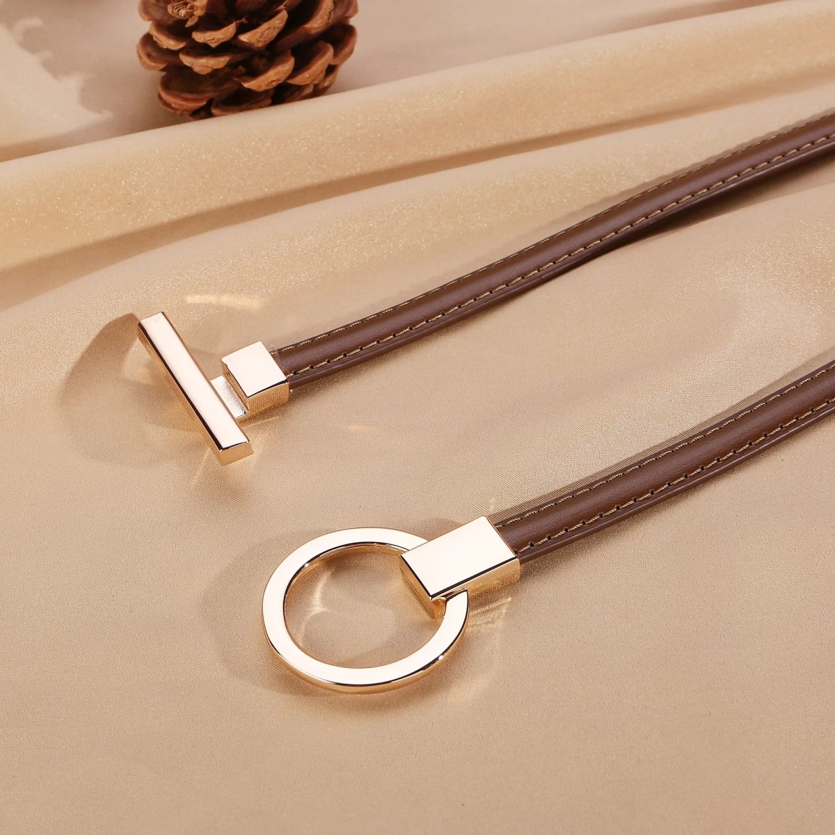 Ceinture fine femme boucle ronde dorée - La Boutique de la Ceinture