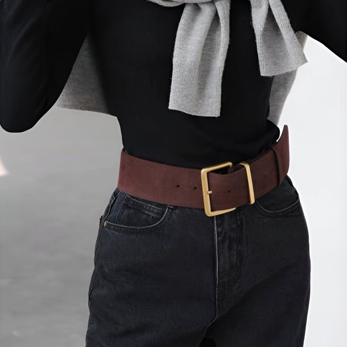 DESIGN - Ceinture en cuir véritable tressé avec boucle dorée DESIGN - Ceinture en cuir véritable tressé avec boucle dorée