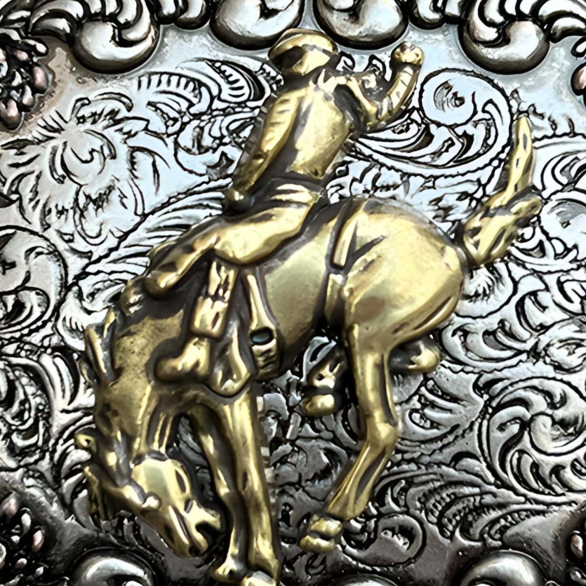 Boucle de ceinture Western, cow-boy sur son cheval, modèle Aryan - La Boutique de la Ceinture