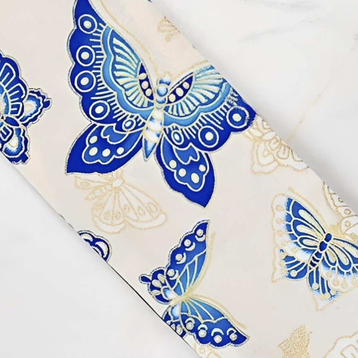 Ceinture Obi blanche à motifs papillon, modèle Tooka - La Boutique de la Ceinture